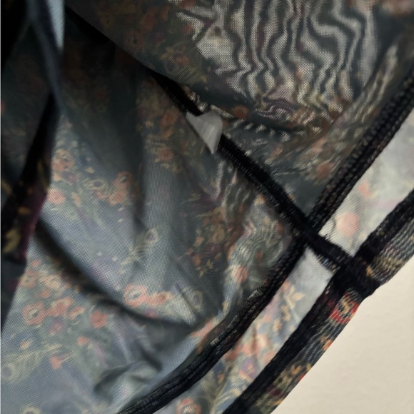 Natural life women’s sloane mesh long sleeve top navy red feathers XL - Picture 7 of 8